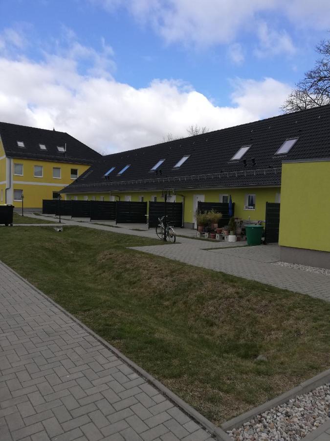 Apartmenthaus Mehrow Ahrensfelde Exterior foto